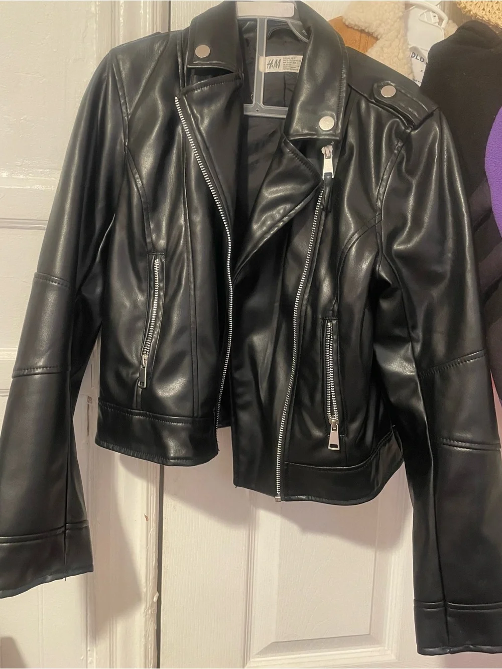 H&M sleek faux
